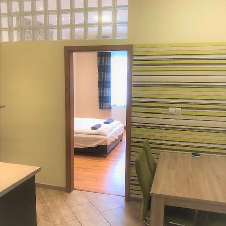 Corvin Square Apartment Budapest Luaran gambar