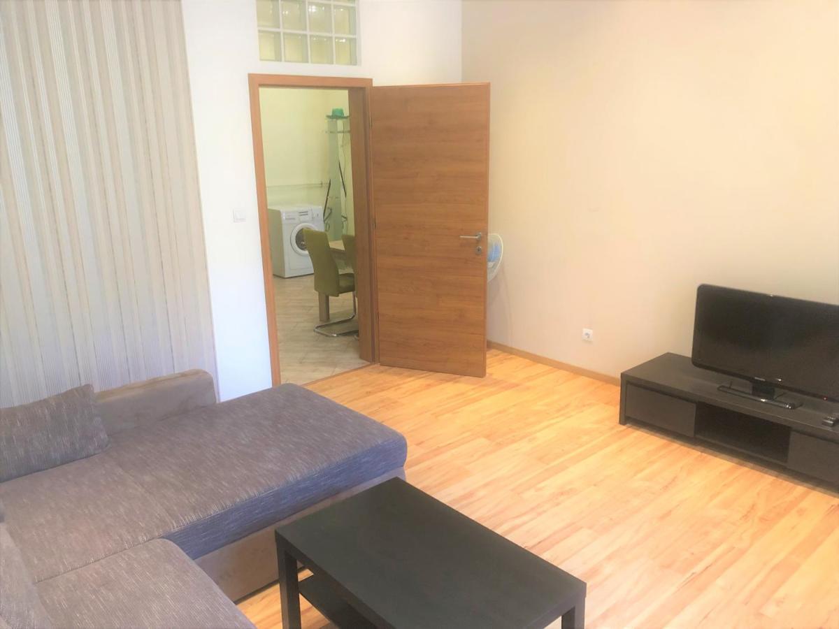 Corvin Square Apartment Budapest Luaran gambar