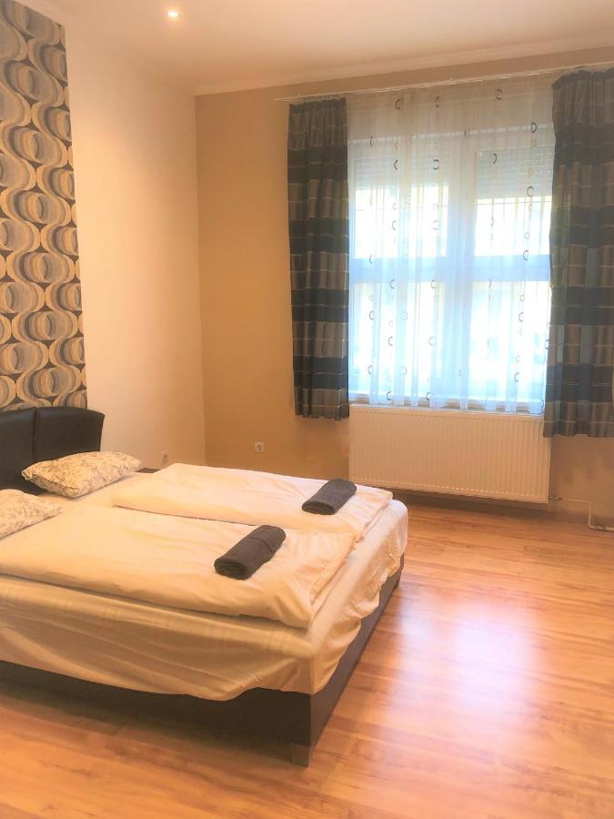Corvin Square Apartment Budapest Luaran gambar